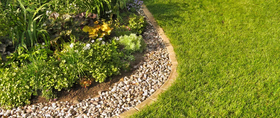 Rock added to landscape bed in Glendale, AZ.